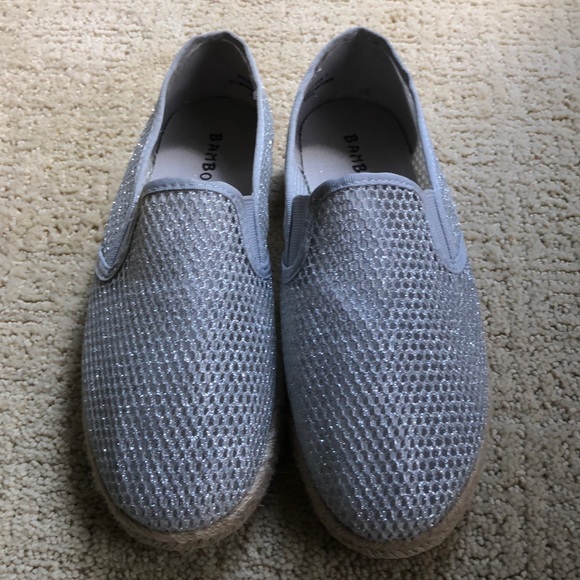 NWOT grey silver shimmering slip on coir base shoe - Picture 8 of 8